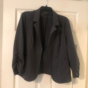 Ambition Gray Blazer with 3/4 sleeves